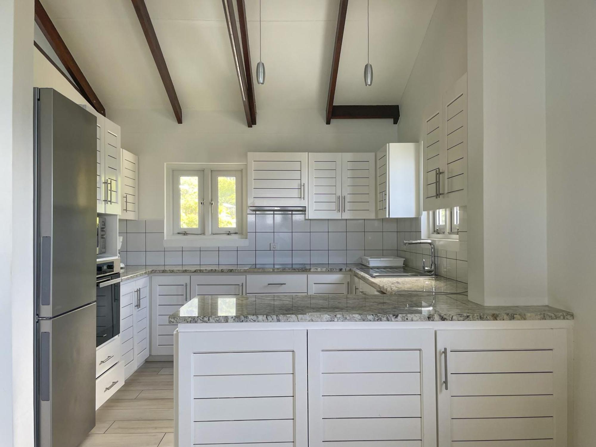 Vallonend Beachfront Villa With Excellent View 벨옴브레 외부 사진